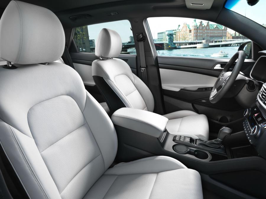 Интерьер Hyundai Tucson (TL) 2018 года  (WW) (фото 15 из 40)